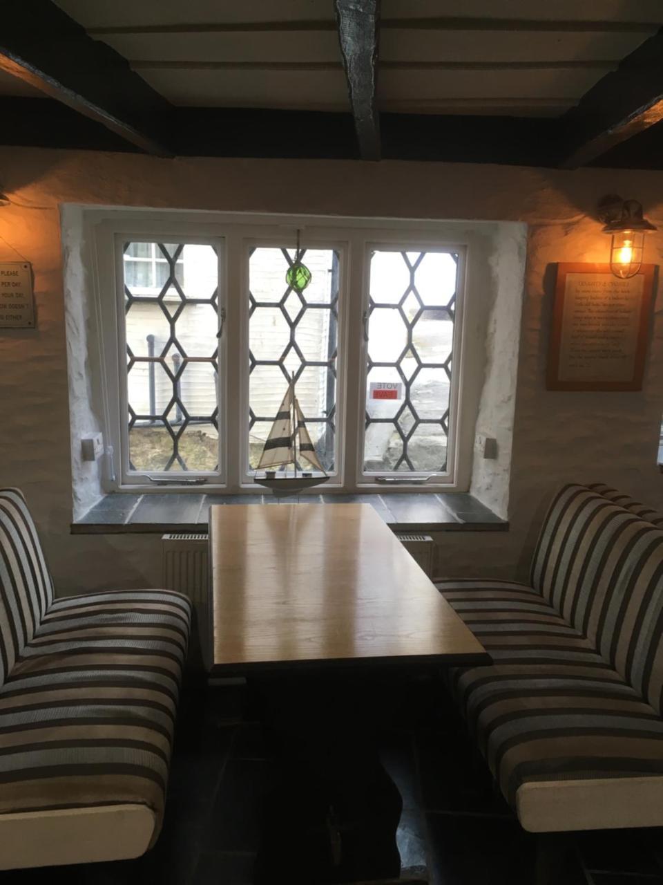 The Noughts And Crosses Inn Polperro Extérieur photo